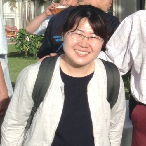 李伶